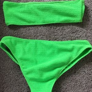 La hearts high cut bandeau bikini